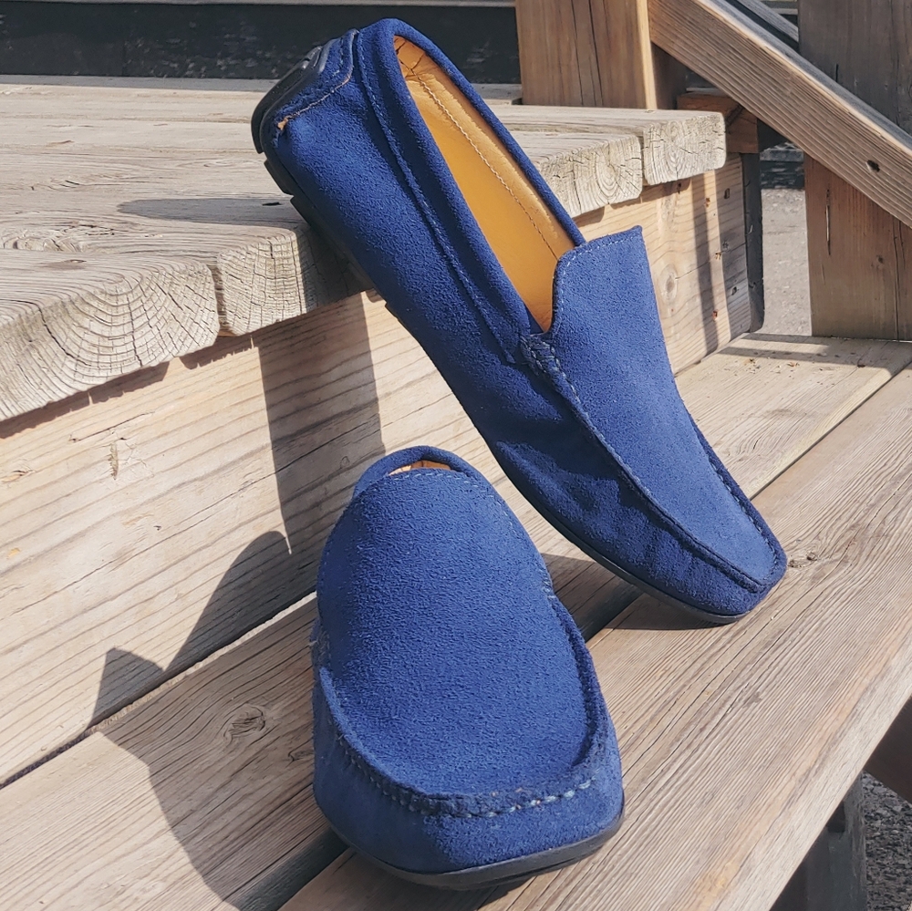 Blue Suede leather Driving shoes, Sleek design fits regular to medium width feet